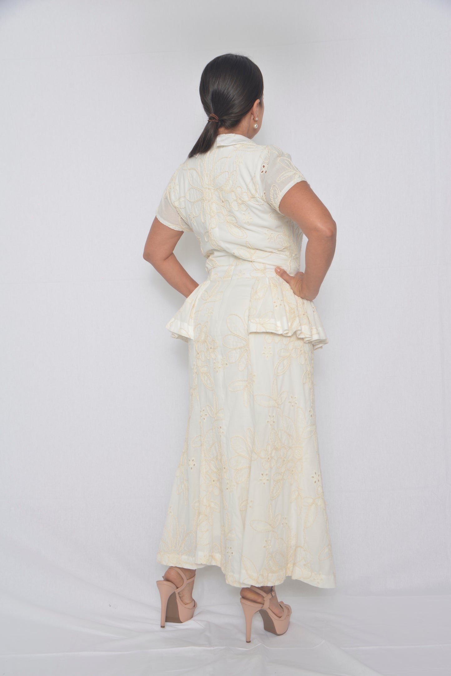 Vestido en algodón bordado